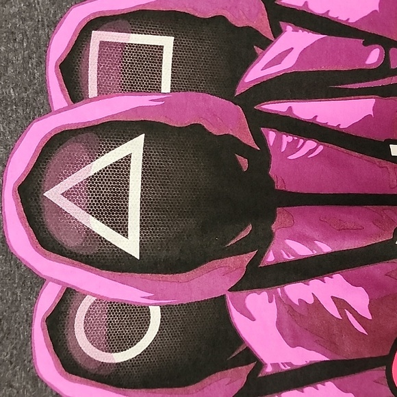 Squid Game , Three Pink Guys T-Shirt Size L - Picture 9 of 9